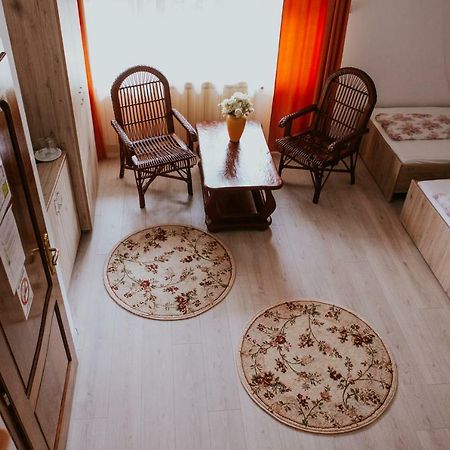 Hotel-Restaurant Milenium Salonta Екстериор снимка