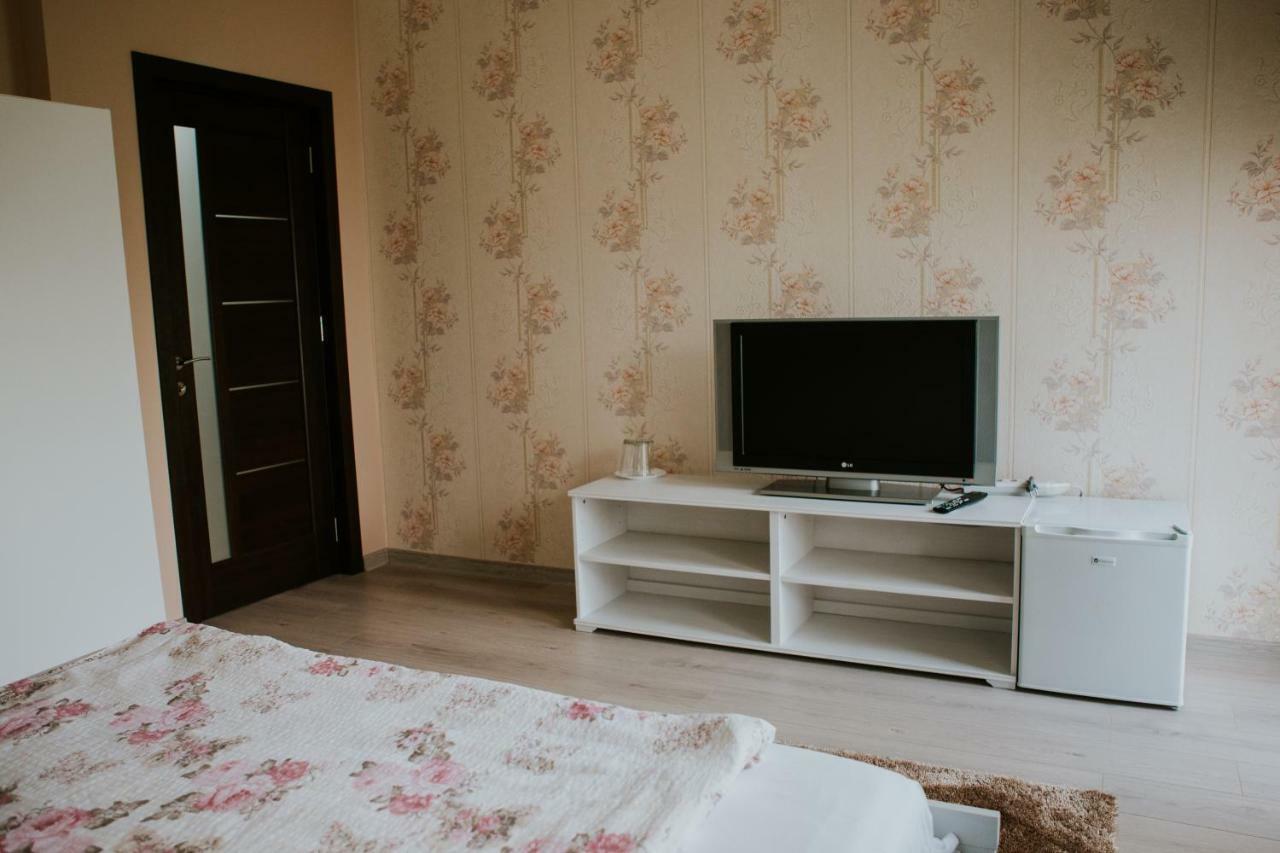Hotel-Restaurant Milenium Salonta Екстериор снимка