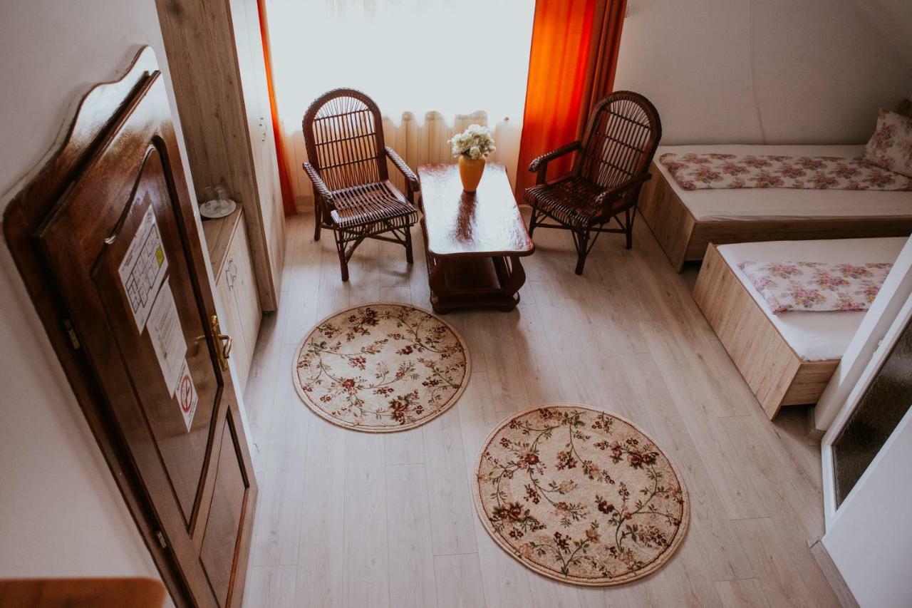 Hotel-Restaurant Milenium Salonta Екстериор снимка